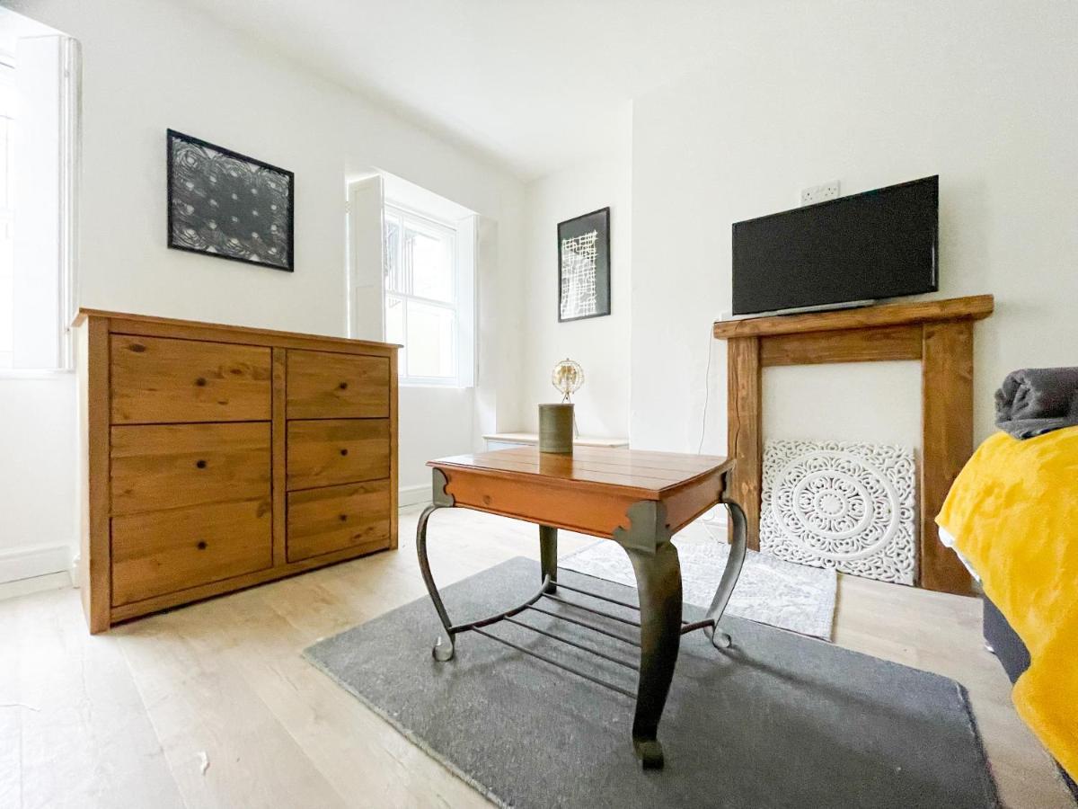Pittville Studios - By Suitely Cheltenham Bagian luar foto